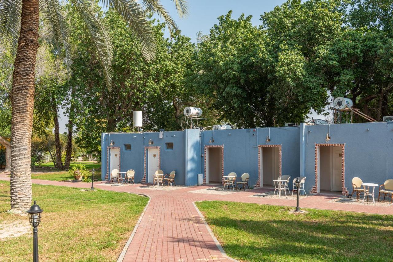 Selina Mantur Almog Dead Sea Hotel Exterior foto